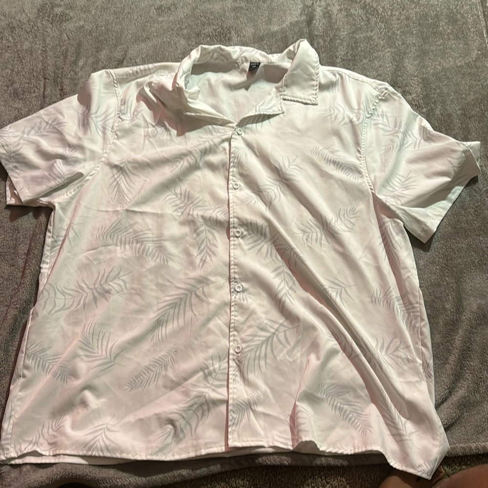 Hawaiian shirt